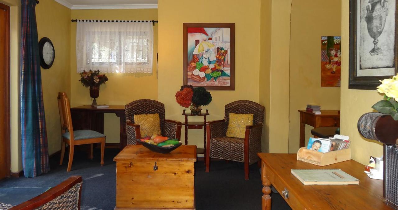Be My Guest Lodge Bloubergstrand Exteriör bild