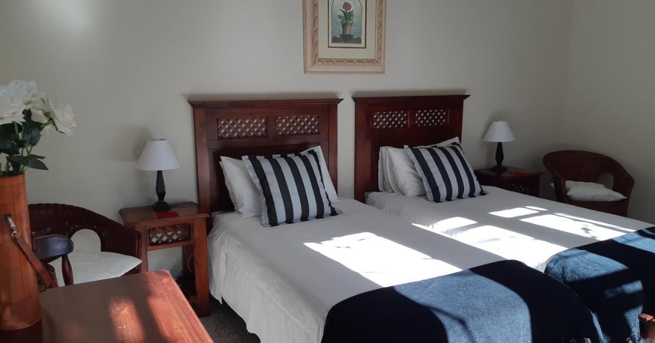 Be My Guest Lodge Bloubergstrand Exteriör bild