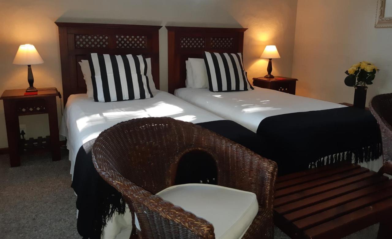 Be My Guest Lodge Bloubergstrand Exteriör bild