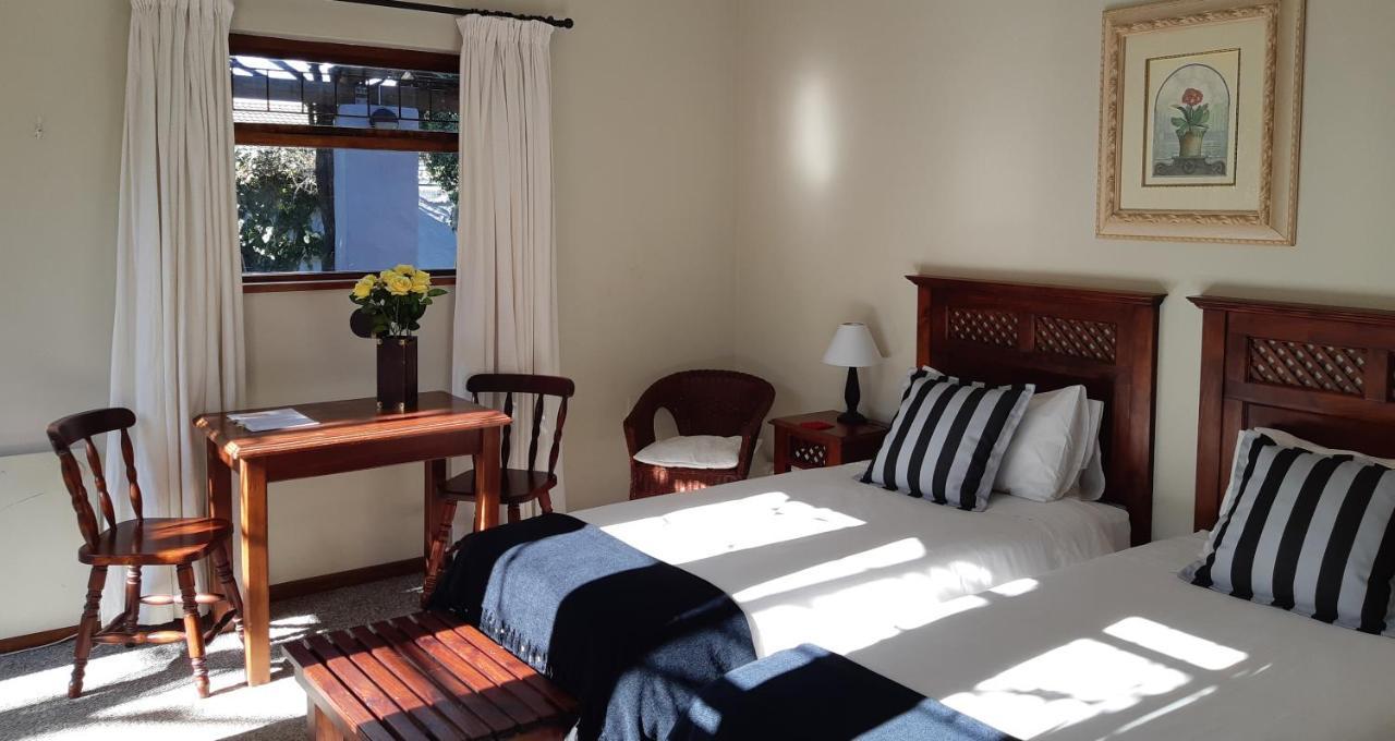 Be My Guest Lodge Bloubergstrand Exteriör bild