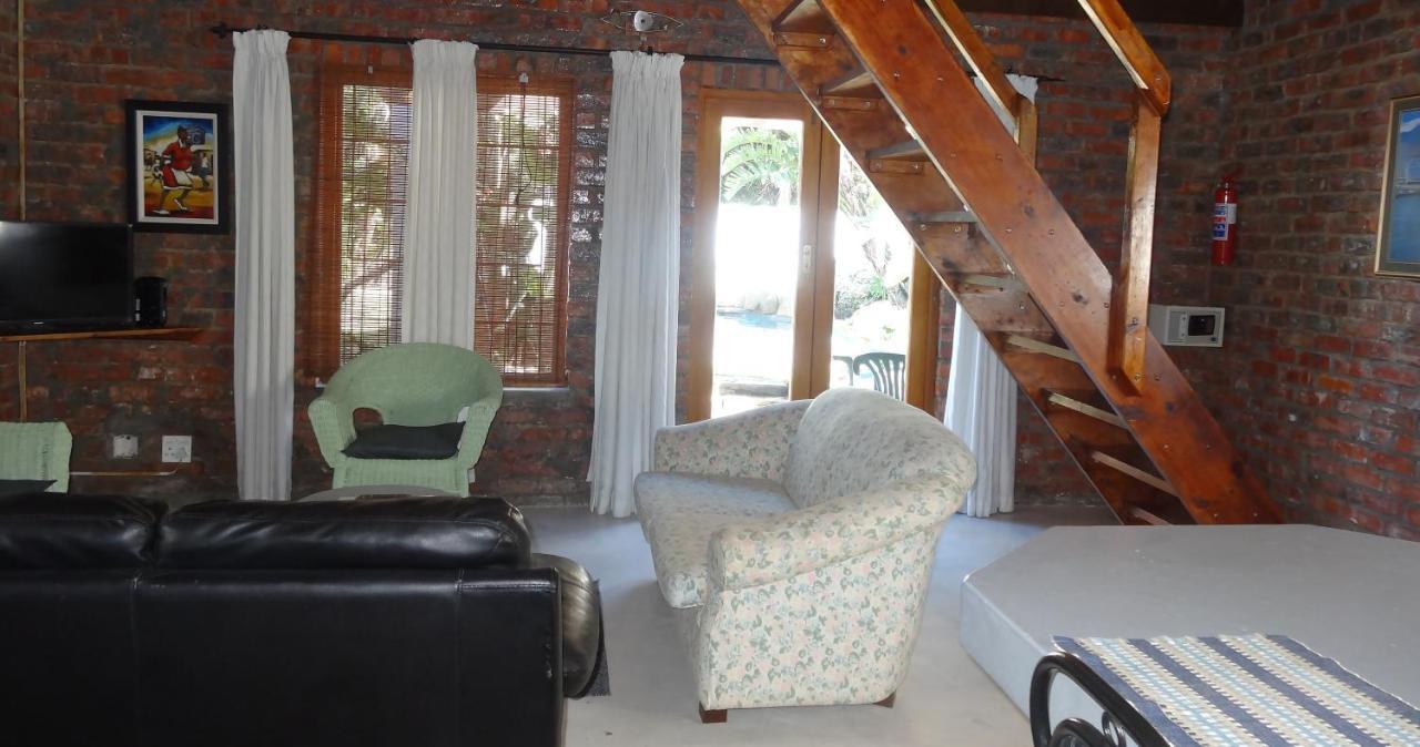 Be My Guest Lodge Bloubergstrand Exteriör bild