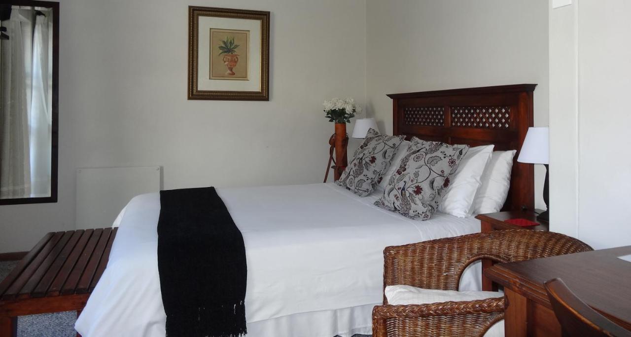 Be My Guest Lodge Bloubergstrand Exteriör bild