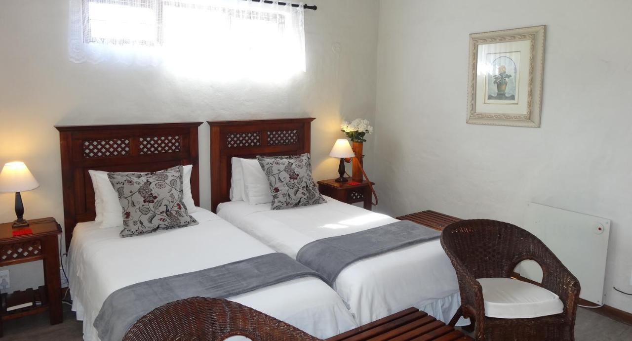 Be My Guest Lodge Bloubergstrand Exteriör bild